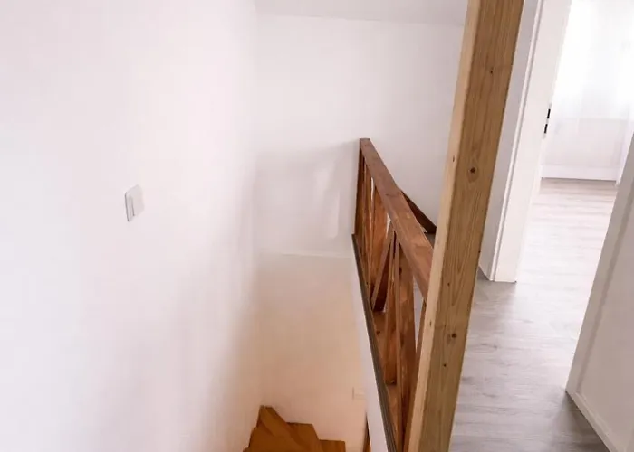 Moderne Und Grosse Direkt Am Rhein Kolín nad Rýnem