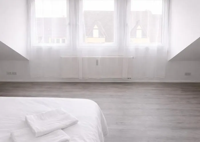 Appartement Moderne Und Grosse Direkt Am Rhein *