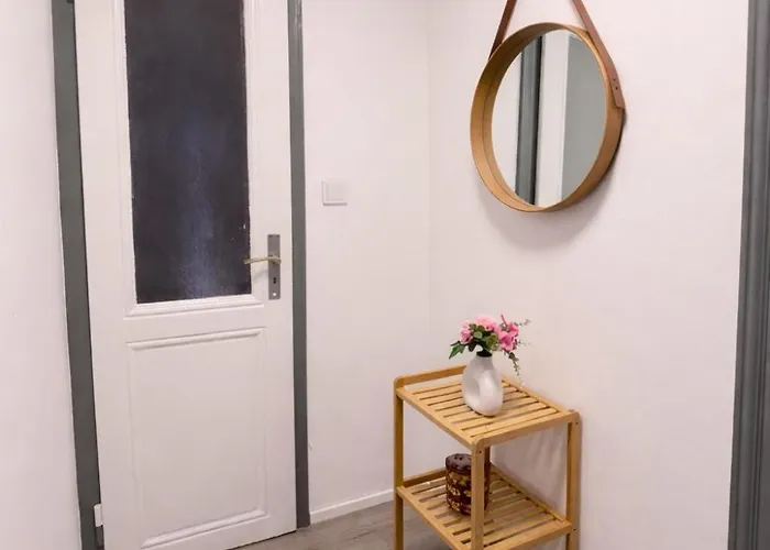 Appartement Moderne Und Grosse Direkt Am Rhein Cologne